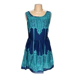 Patterned fit & flare dress